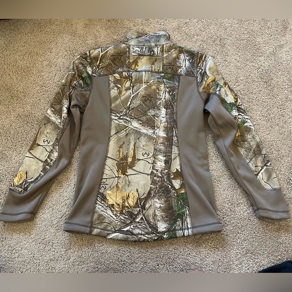 Field & Stream Women’s Camo Jacket - Picture 2 of 2